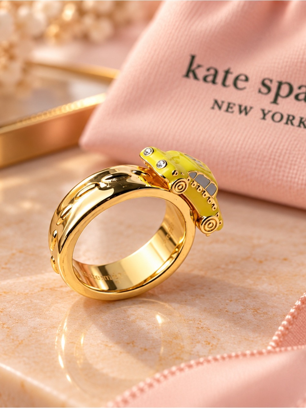 kate spade gold-tone ring taxi cab 🚕